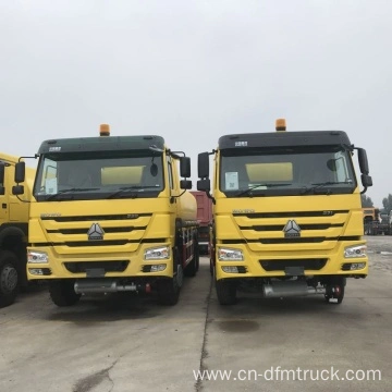 2021中国重汽howo 6x4燃料油罐式卡车